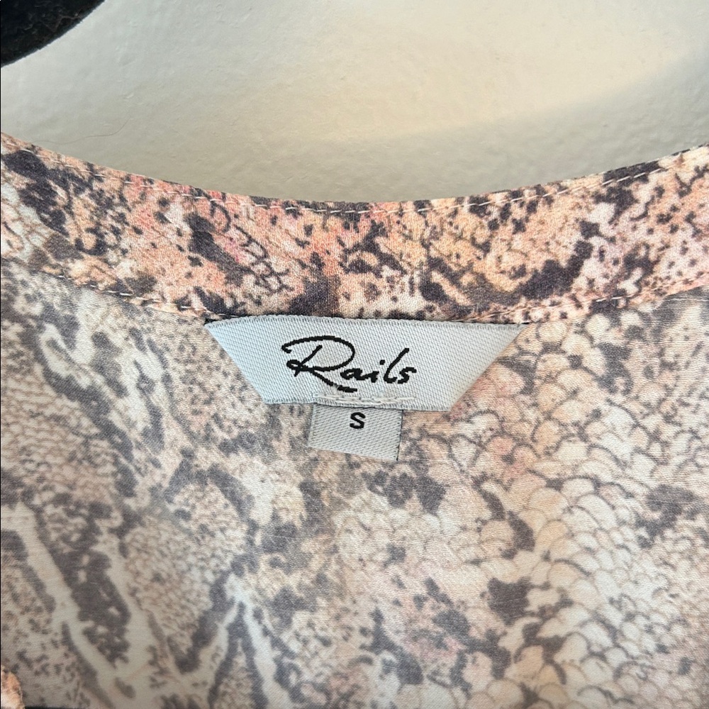 Rails Karla Mini Dress in Watercolor Snakeskin Print size Women’s Small - Picture 5 of 10